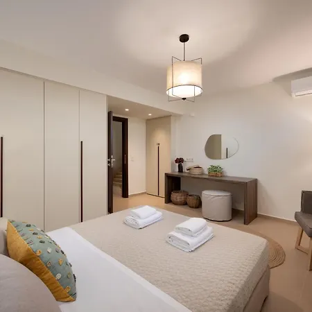 Notiko Villas In Plaka Elounda Kalidhon